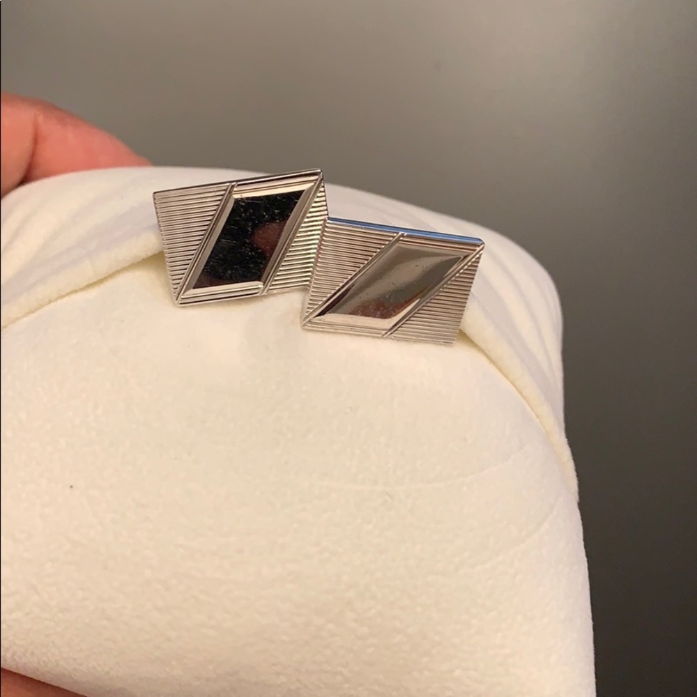 Vintage unmarked cuff links